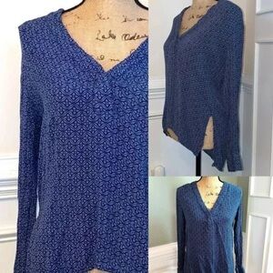 H&M L.O.G.G. Women’s Top - Size Small